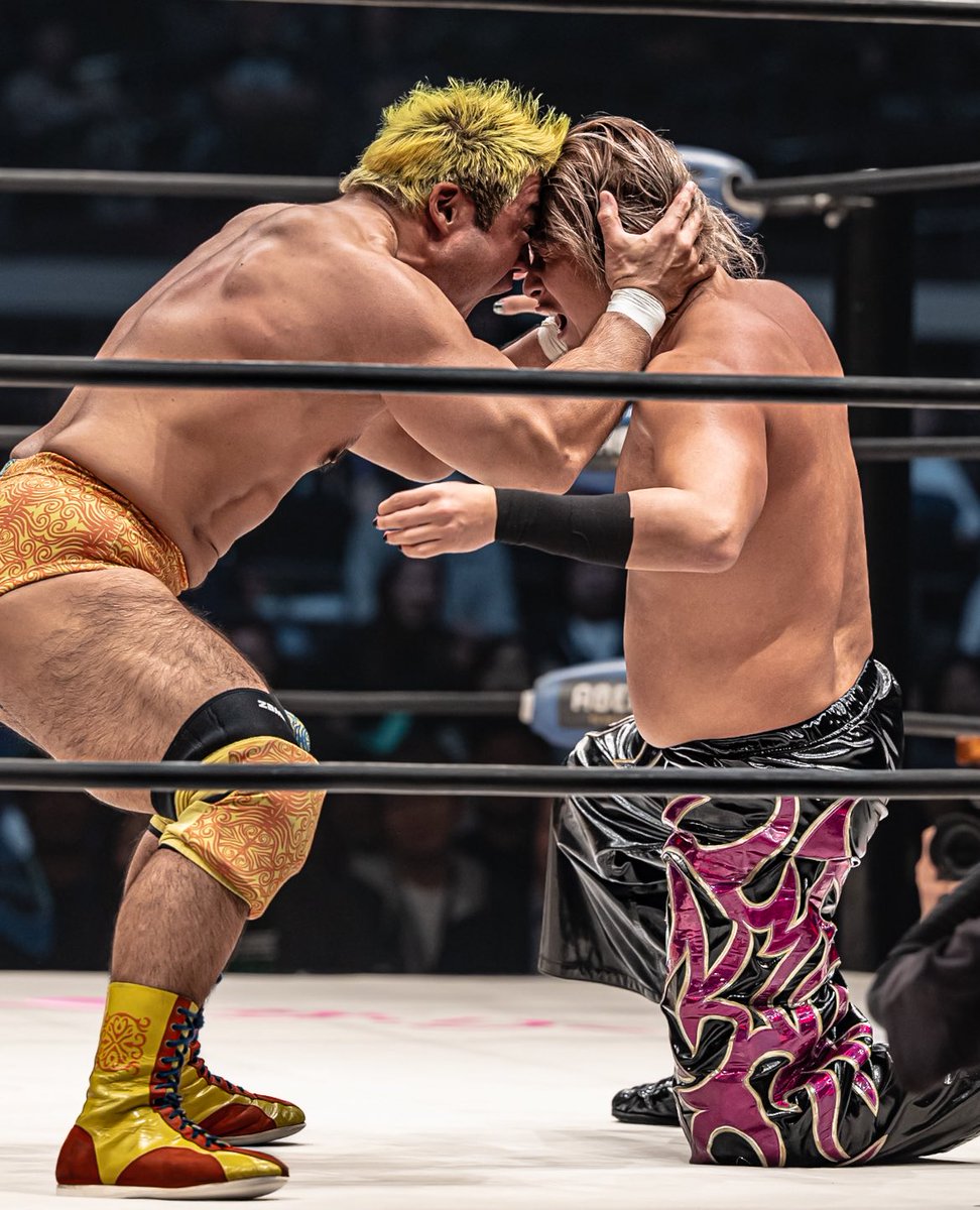 4bui34's tweet photo. 2025/10/11  両国国技館
WRESTLE ODYSSEY

征矢選手からの情熱注入🔥

#noah_ghc 
#ABEMA
#WODS
#征矢学 選手
#菊池悠斗 選手
#情熱RATELS https://t.co/KvsBrdiGqD