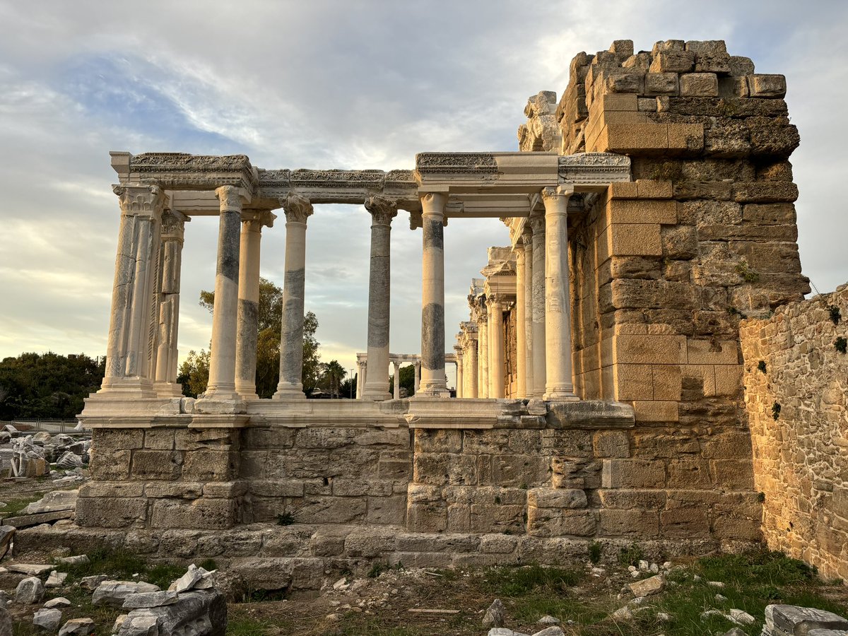 ozgurozgulgun's tweet image. Akdeniz’in incisi #Side 🧿