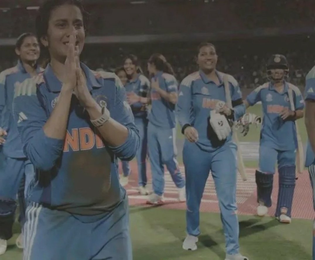 CG0054's tweet image. श्रंगार करती हुई लडकियों से ज्यादा सुंदर लगती हैं, संघर्ष करती हुई लडकियाँ। 
🙏🙏🙏🙏🙏🙏🙏🙏🙏🙏🙏🙏
महिला क्रिकेट टीम को दिल से बधाई🎉🎊