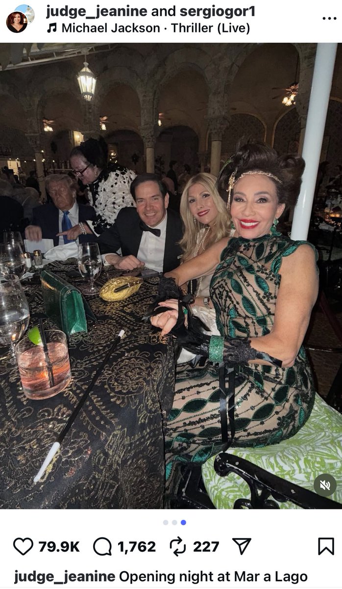 ColonialYobbo's tweet image. What’s that in the background? It can’t be Australia’s favourite billionaire pointing at the deals to be had in Australia under a COALition govt sponsored by oligarch’s like herself. #AdvanceAustralia #ForProfit #LetThemEatCake