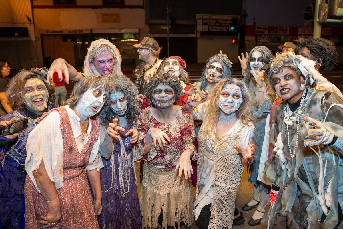 Aways special to add our community of MJ fans in the mix for ‘This is Thriller.’ 

Thank you Thrill the World Los Angeles for being apart of this special event 🧟‍♂️🧟‍♀️