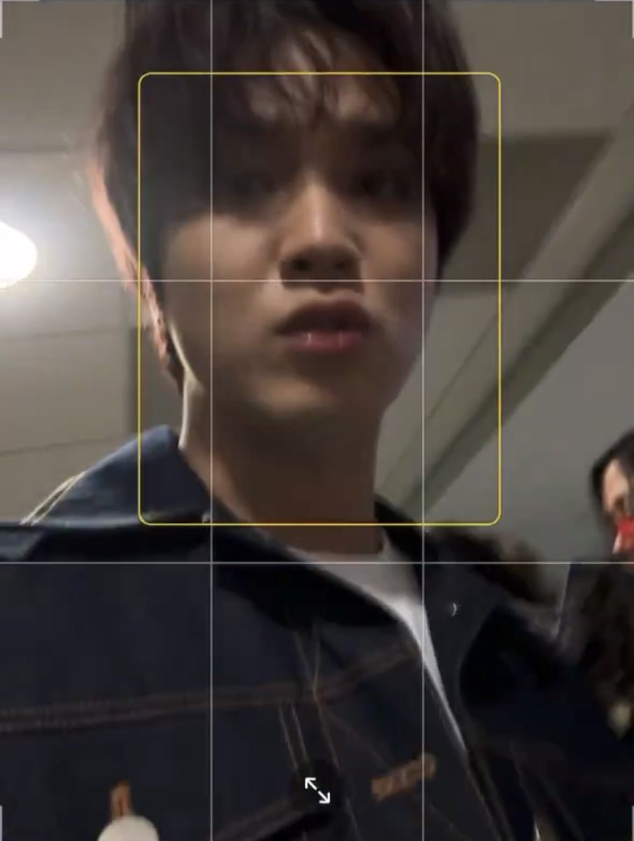 colfhsc's tweet image. 밑에서보는해찬이시점너무귀여워서앙앙움