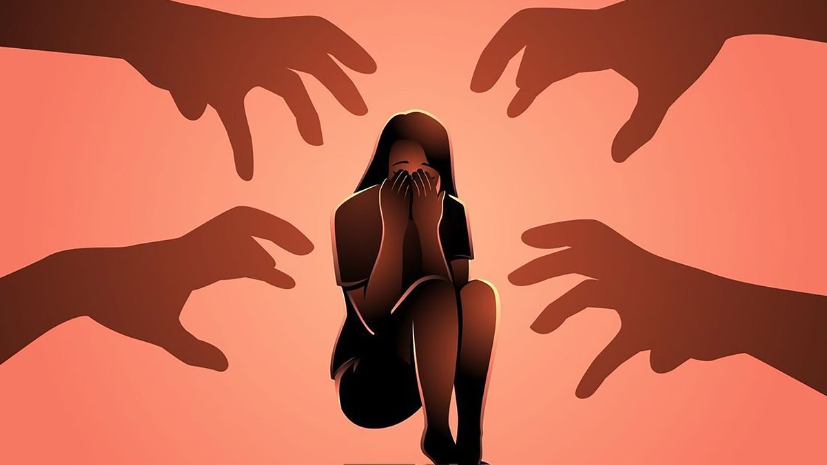 SuryahSG's tweet image. கோவையில், விமான நிலையம் அருகே, நண்பருடன் பேசிக் கொண்டிருந்த ஒரு சட்டக் கல்லூரி மாணவி, மூன்று சமூக விரோதக் கயவர்களால் கூட்டுப் பாலியல் வன்முறைக்கு ஆளாக்கப்பட்டிருக்கிறார். இந்தச் செய்தி தமிழகத்தையே உலுக்கியுள்ளது. 

இந்த கோரச் சம்பவம், ஒரு தனிப்பட்ட நிகழ்வாகப் பார்க்க முடியாது.…