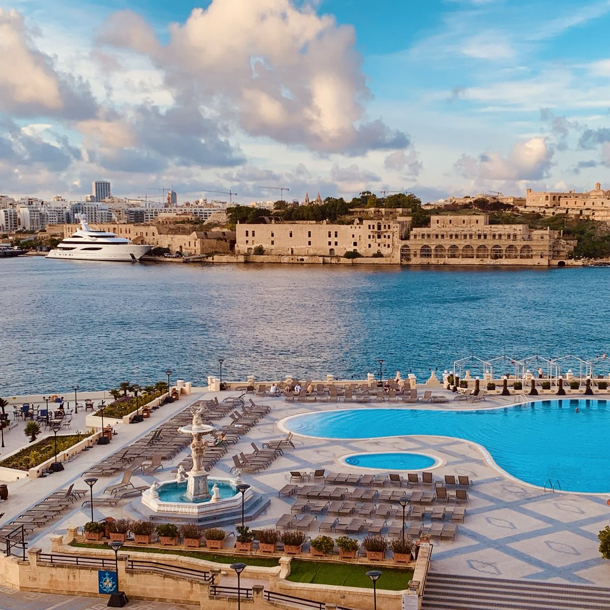 Valetta - a Room with a View. Off for a post flight swim. The classic building across the harbour (right) was the #RN #submarine base in WW2. Boats from here sank thousands of tons of Axis shipping and were decisive to victory in the North Africa campaign