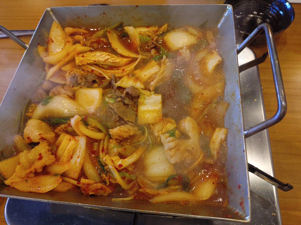 kotaro_ch_ryu's tweet image. 冨鶴〜🥩
#ゴリラズン🦍でハイテンションが続いたので、明日に備えて肉🔥
次のライブに備えて明日から頑張らないと😆