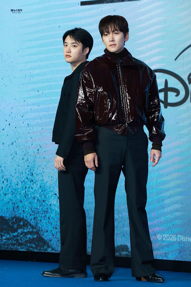 —— © kkyungsoo archive tweet media