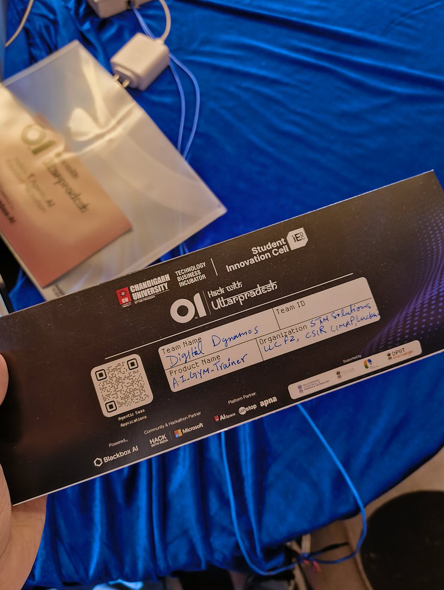 AvAwasthi's tweet photo. Attended HackWithUttarPradesh @Chandigarh_uni worst hackathon ever.
No food, no refreshment, slept in corridors.Biased judging, outsiders ignored.Locked inside campus like jail
Felt like a college promo not a hackathon.
#HackWithUttarPradesh #ChandigarhUniversity https://t.co/v6Kpzzaams