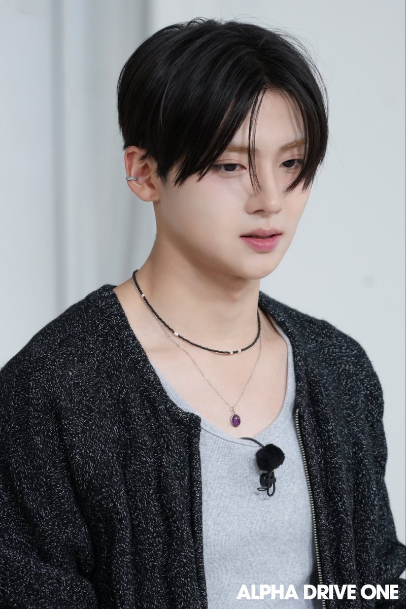 상원이 눈썹 탈색이 너무 좋음