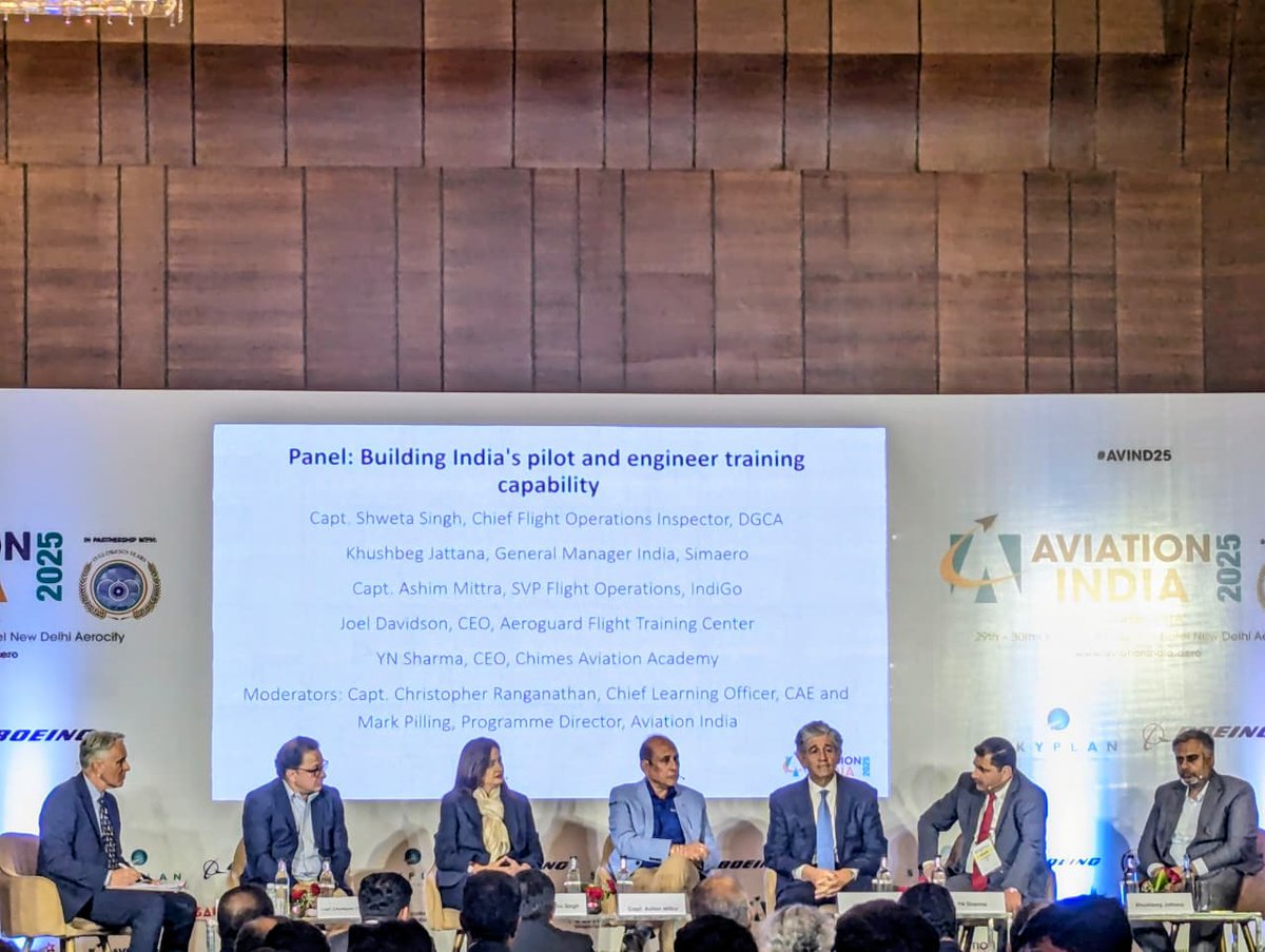 RaymachTech's tweet image. Day 2 at #AviationIndia2025 spotlighted India’s urgent pilot-training gap. With only 35 training orgs &amp;amp; limited simulators, growth outpaces capacity. Digitisation &amp;amp; data-driven training are key to future readiness — an insight we at #RayMach strongly share.
#AviationTechnology