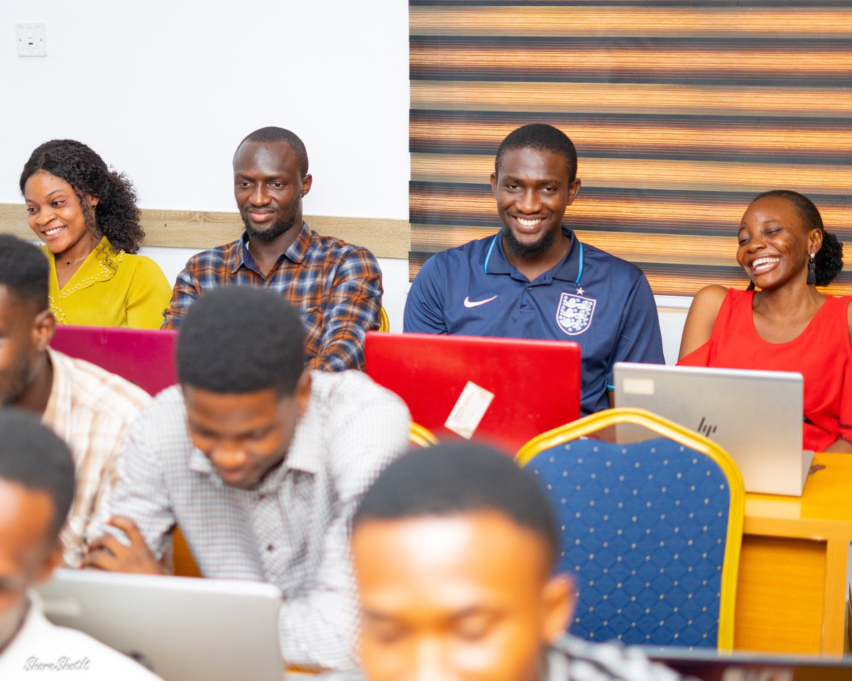 Mayovestconsul1's tweet image. Growth doesn’t have to be daunting, learning can be fun, exciting, and full of discovery. 

𝗪𝗵𝗮𝘁 𝘀𝗸𝗶𝗹𝗹 𝗮𝗿𝗲 𝘆𝗼𝘂 𝗯𝘂𝗶𝗹𝗱𝗶𝗻𝗴 𝘁𝗵𝗶𝘀 𝘄𝗲𝗲𝗸?

#MotivationMonday #TechWithMayovest #KeepGrowing