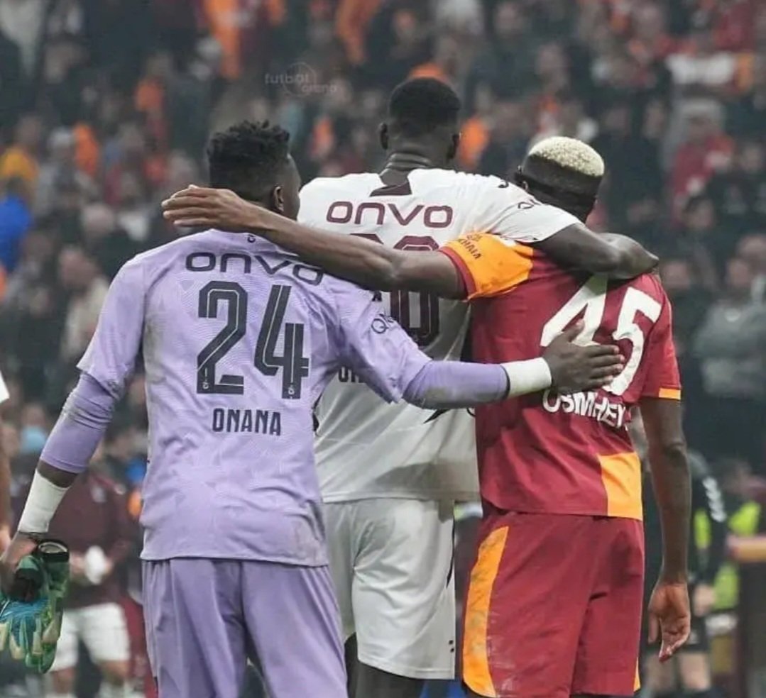 CuthyV's tweet image. AFRICAN LOVE...
ONANA, ONUACHU AND OSIMHEN.