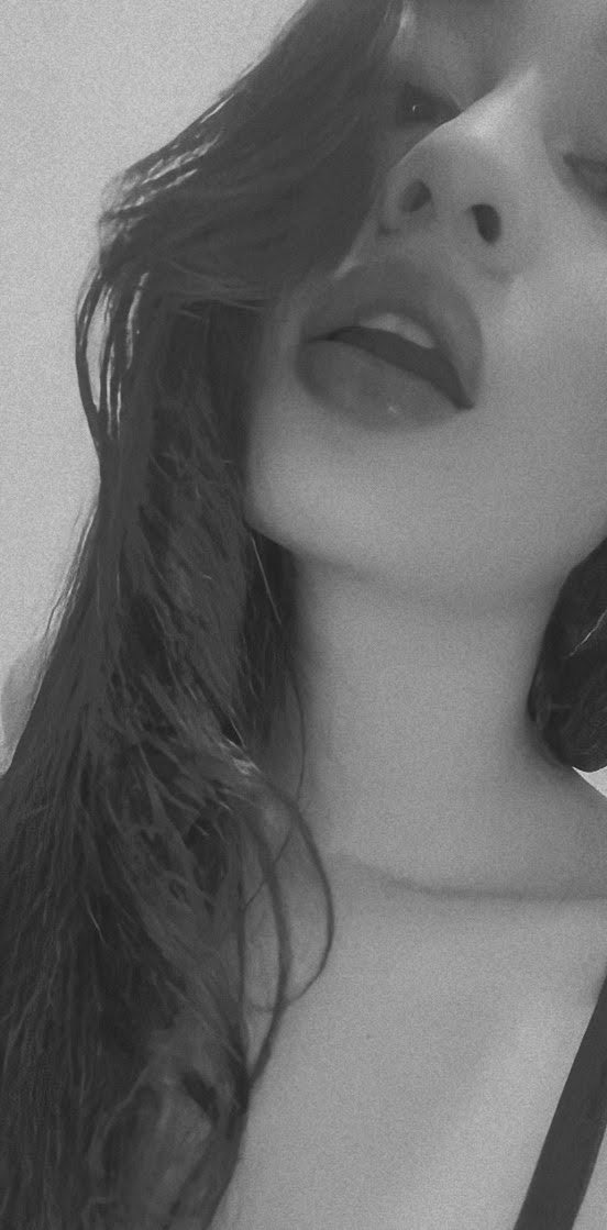 Chiara623's tweet photo. https://t.co/aSMhyPVFfp
 Subscribe for new content  🥰✨✨ https://t.co/wVwzaMu4AY