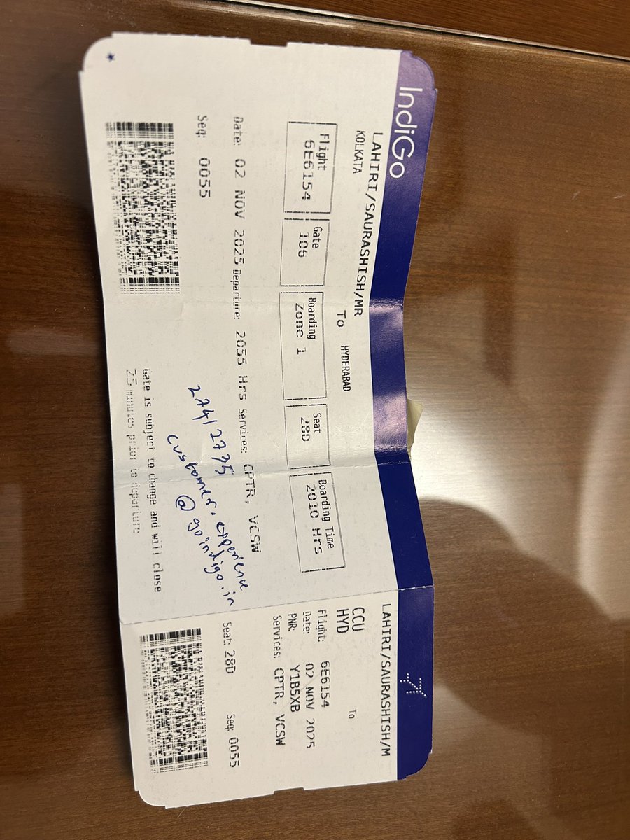 Patsy_sl's tweet image. Flew @IndiGo6E 6E6154 (Kolkata → Hyderabad, Nov 2). Landed 11:05 PM to find my suitcase broken.
Claim filed now awaiting fair compensation as per DGCA &amp;amp; Montreal Convention.
Handle passengers’ belongings with care! ✈️💼
#IndiGo #PassengerRights
@JM_Scindia @MoCA_GoI @DGCAIndia