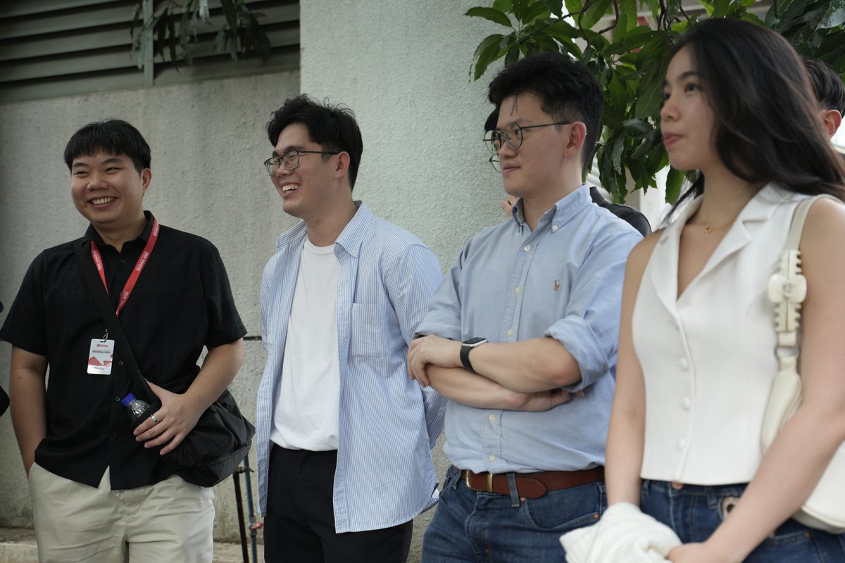 Exploring innovation in action 🚀

OCBC Graduate Talent Programme participants visited MRANTI Park to experience Malaysia’s innovation ecosystem.

Read more on LinkedIn!

#MRANTIPark #MRANTI