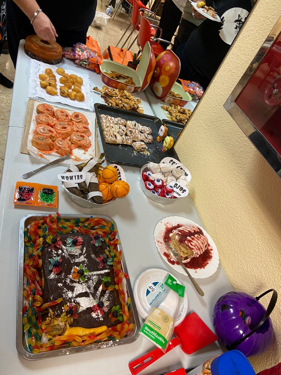 CirculoIsengard's tweet image. Este fin de semana celebramos nuestro particular &quot;Hallo Game&quot; con gran afluencia de socios y amigos.
Gracias por el trabajo y la organización de los socios que hicieron que el evento fuese posible.