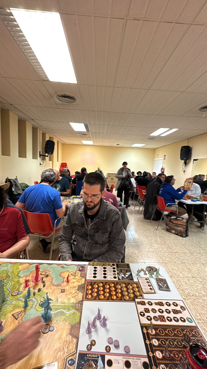 CirculoIsengard's tweet image. Este fin de semana celebramos nuestro particular &quot;Hallo Game&quot; con gran afluencia de socios y amigos.
Gracias por el trabajo y la organización de los socios que hicieron que el evento fuese posible.