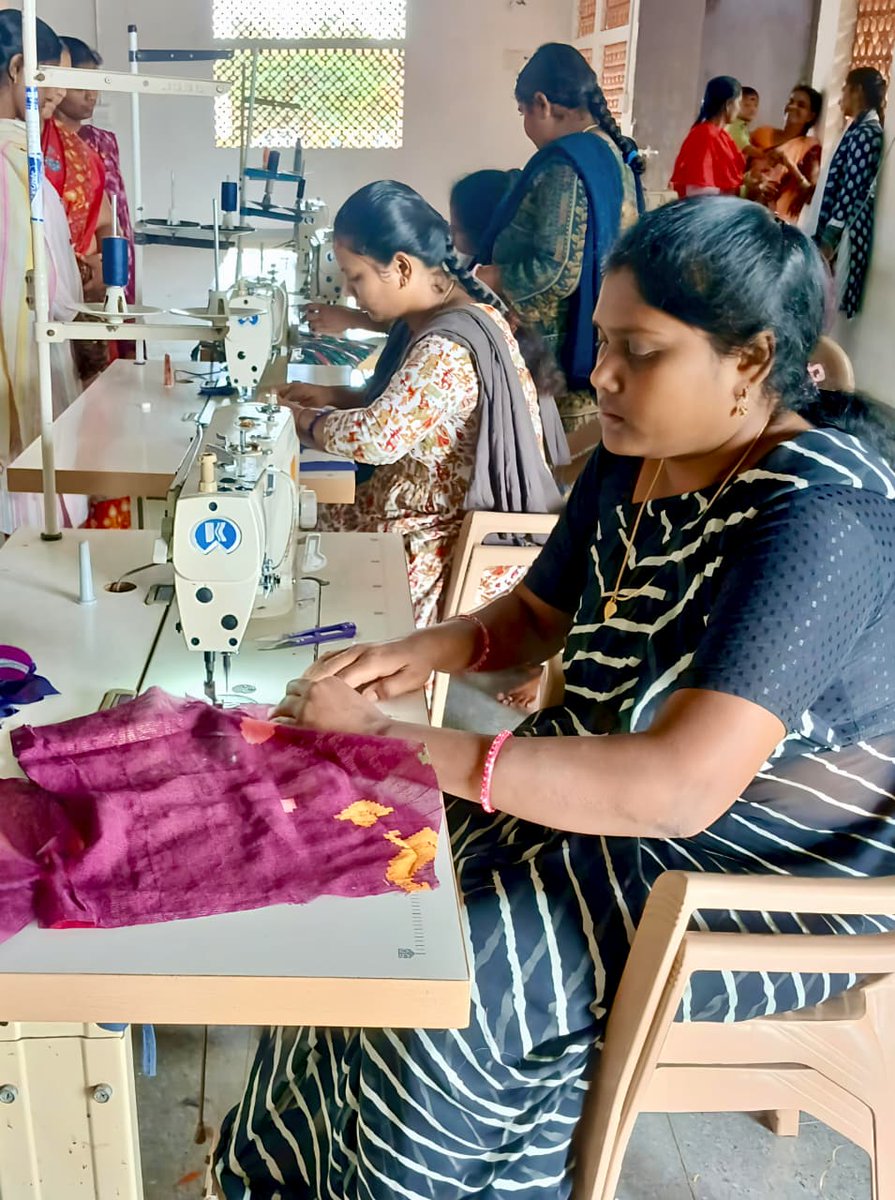Under the RAMP Project (World Bank &amp; MSME) with Telangana Industries Dept support, ALEAP is training 15000 SHGs Members &amp; 500 women-led startups through ESDPs Program.
Day 10 (28-10-2025), Mamidyala, Siddipet District.

<a href="/ALEAP93/">Association of Lady Entrepreneurs of India (ALEAP)</a> <a href="/minmsme/">Ministry of MSME</a> 
 #ramp #shgs #aleap #WomenEmpowerment