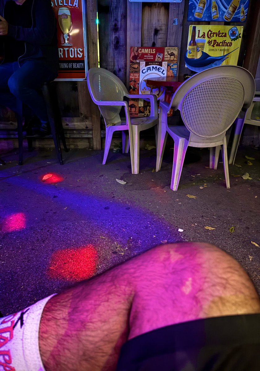 UTnewBie's tweet photo. Who likes chillin at the bars?! #downtownsjbars #sjbi #bislut #bayareaslut https://t.co/baJDCEMxyS
