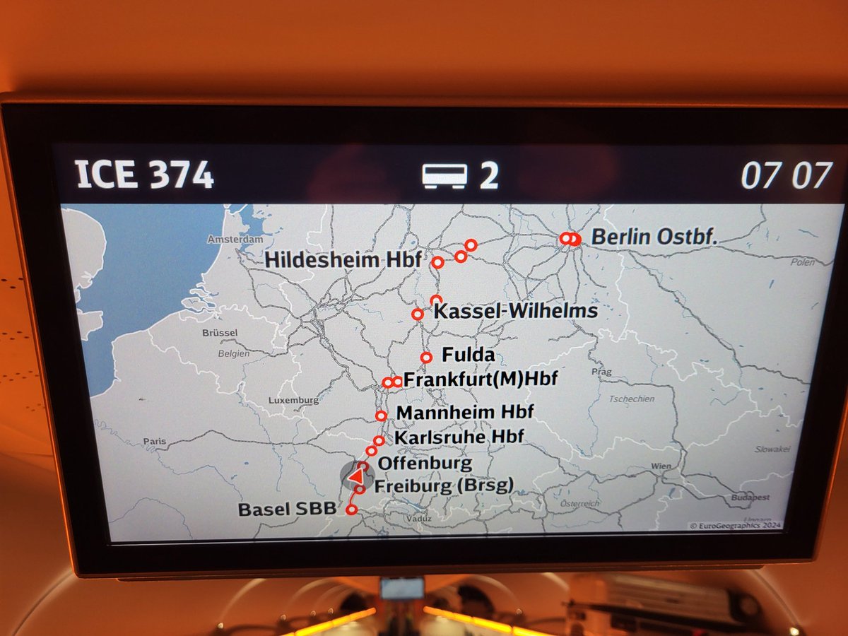 TimKriegerFR's tweet image. Early bird catches the train. Auf dem Weg nach Berlin zum Projekttreffen und der Eröffnungskonferenz "Vordenker der Liberalen Moderne". Daumen drücken, dass der Zug durchkommt! 
#LibMod @fuecks @Lars_Feld @schnellenbachj @AlexanderSchwi9 @dnientiedt @karenilsehorn @sabinedoering