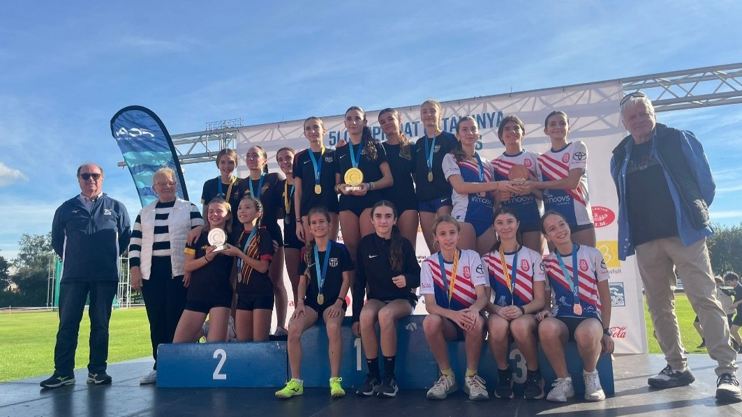 Podis i bons resultats en el català de cros per a clubs
<a href="/CAManresa/">Club Atletic Manresa</a> 

manresadiari.cat/noticies/detai…