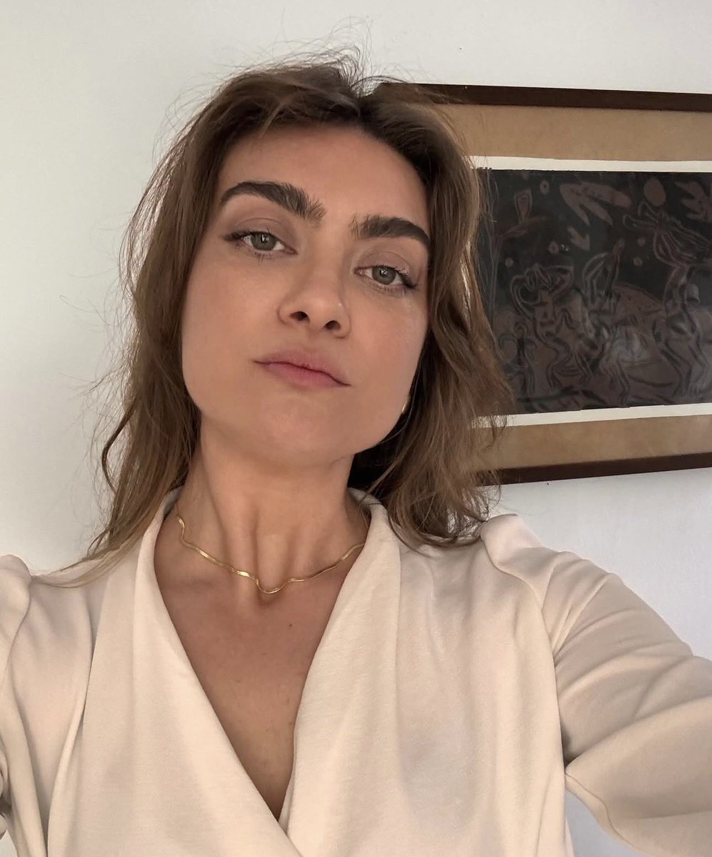 rachael__nelson's tweet image. Hi. It’s happening. 

I’m building the next *authentic* marketing frontier with an army of consumers

We are the ads.

DMs open