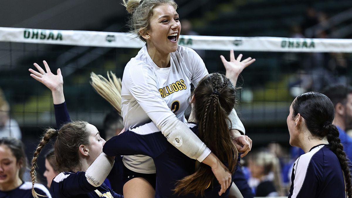 Tennessee volleyball announces 2026 signing class volswire.usatoday.com/story/sports/c…