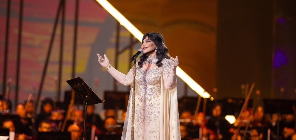 أجمل لوك لأجمل لستة خارج الصندوق تماما 🎵
#ليلة_سعود_بن_عبدالله