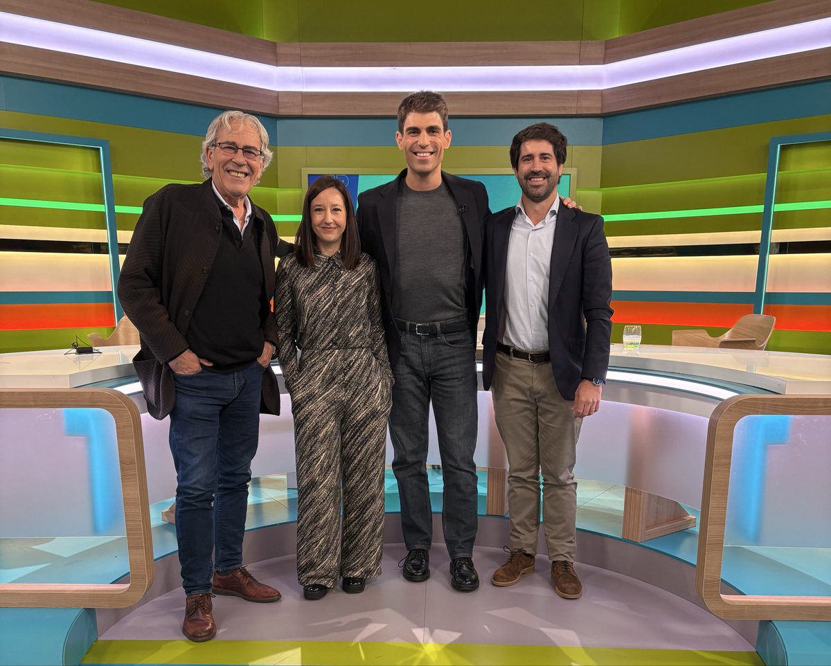 Bon debat avui a l’#AltaveuPati amb la <a href="/_Sara_Gonzalez_/">Sara González Muñoz</a> el <a href="/roger_mont/">Roger Montañola Busquets</a> i el Toni Bolaño!