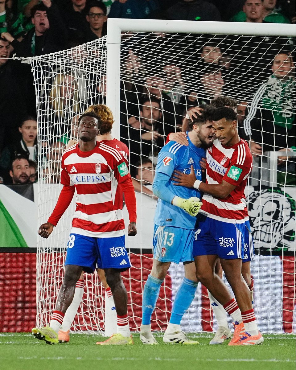 GranadaCF's tweet image. Lunes y ya tenemos ganas de fútbol otra vez ❤️‍🔥⚽️