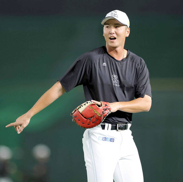 巨人　ソフトバンク　秋広優人　選手　実使用バット ソフトバンク】秋広優人が山川穂高と合同トレ「飛距離を伸ばすために筋