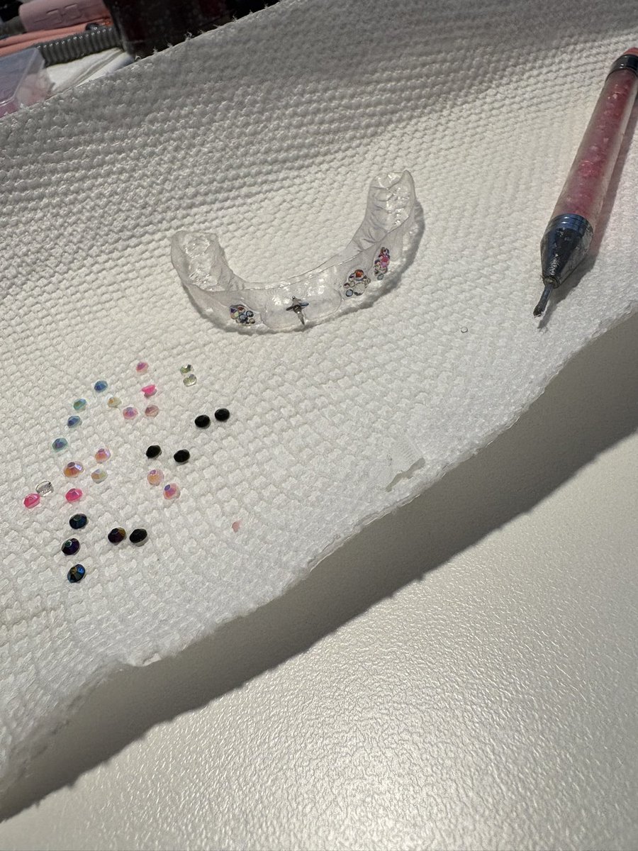 eccoqueef's tweet image. now i finally have an excuse to wear them