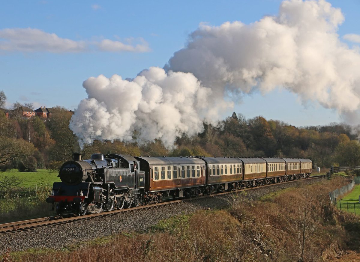 tendee6100's tweet image. Tankie 80097 on the 12.30 Diner train at Burrs Country Park on Sunday 16/11/25. @eastlancsrly