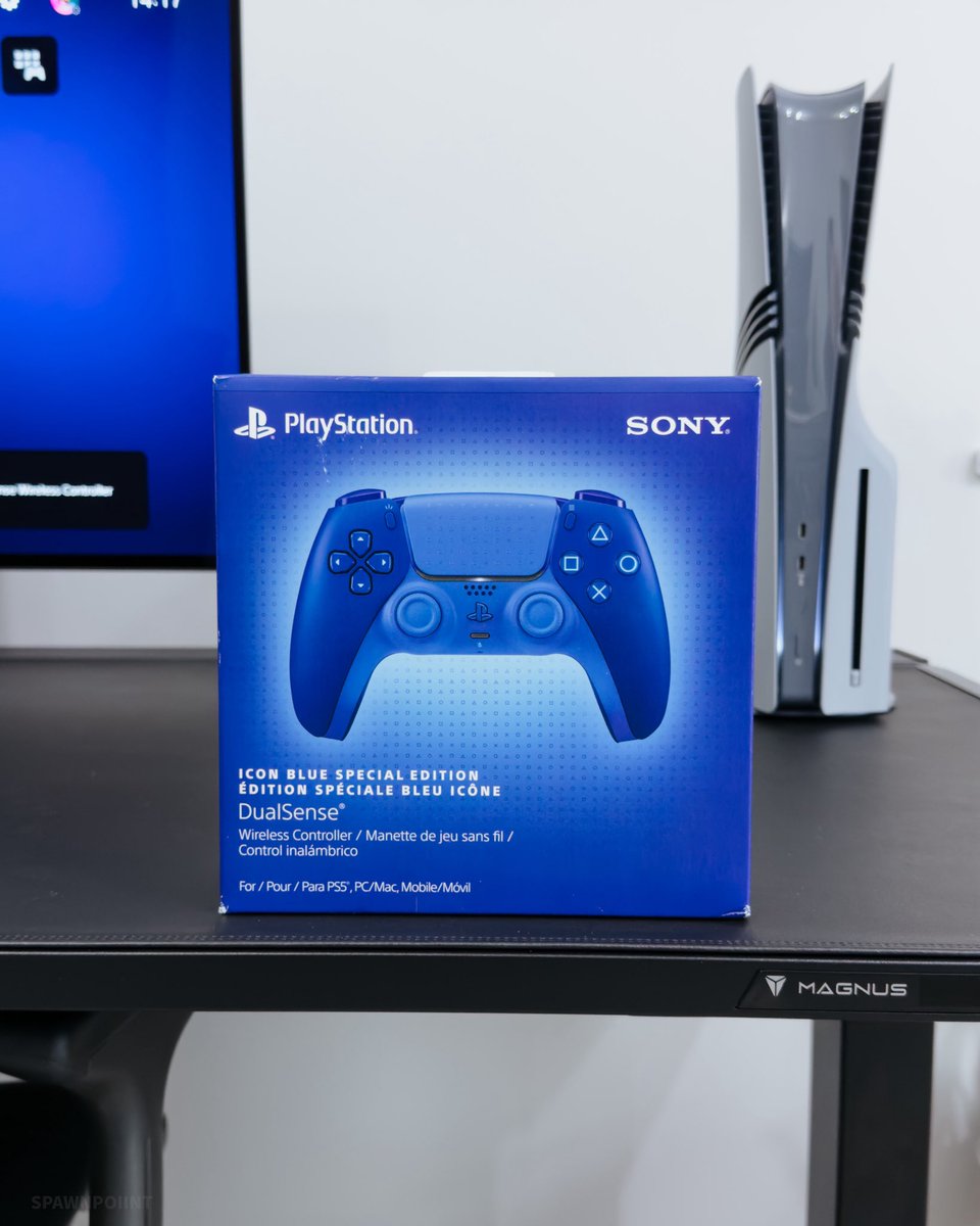 SpawnPoiint's tweet image. The Icon Blue PS5 controller 💙