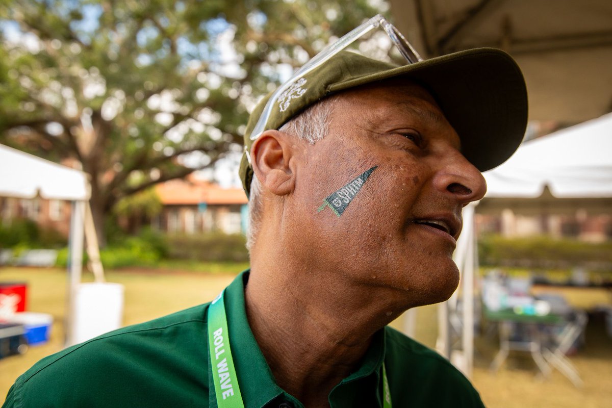 TulaneSPHTM's tweet image. Excited to share these photos from our WSPH Alumni Homecoming Tailgate. It was a great time! More photos on Insta --&amp;gt; instagram.com/p/DRK5T-cj5LO/…
