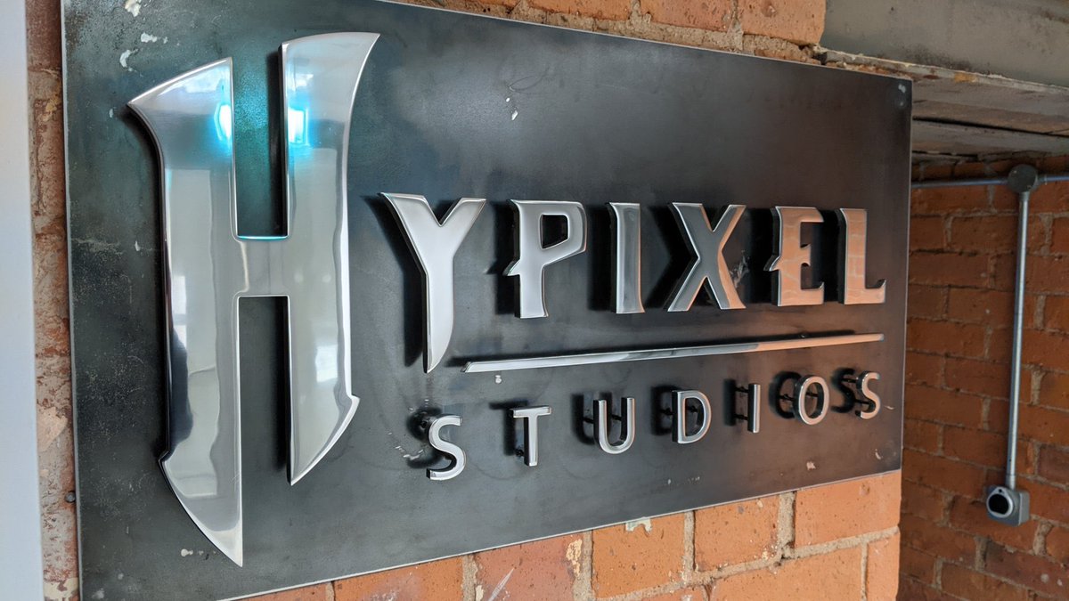 maisesportsbr's tweet photo. 🚨 Hytale foi recomprado por Simon “Hypixel”, fundador da Hypixel Studios. 

Cinco meses após o cancelamento pela Riot Games, o futuro rival de Minecraft foi readquirido e agora retoma o desenvolvimento de forma independente. Mais de 30 devs atuam no projeto, e a equipe quer colocar o jogo nas mãos dos jogadores “o mais rápido possível”.