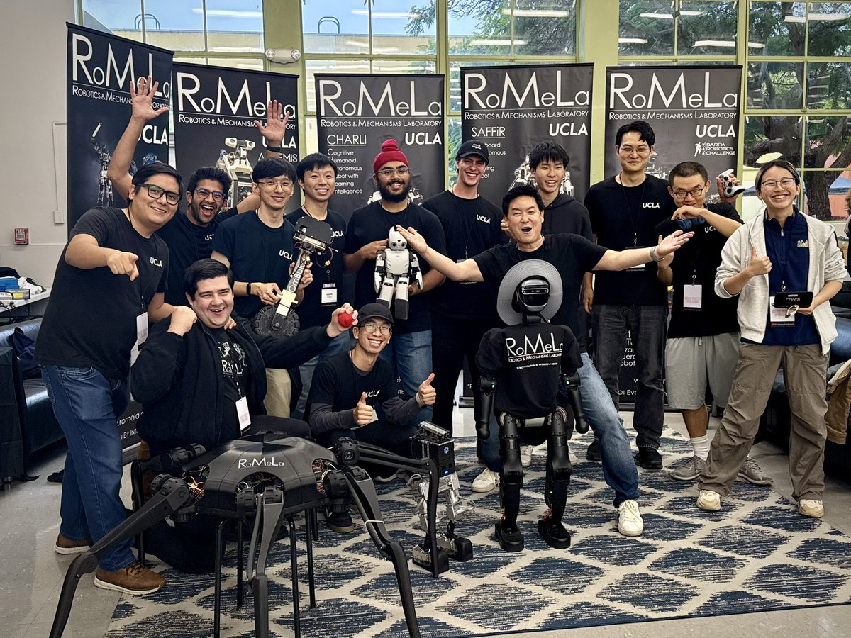DennisHongRobot's tweet image. Everyone loves robots! 😍
The RoMeLa robot demo team is at #TEDxManhattanBeach and everyone is having a blast!
#TEDxMB #RoMeLa #robots #UnstoppableIdeas 🤖
@TEDxMB @RoMeLaUCLA