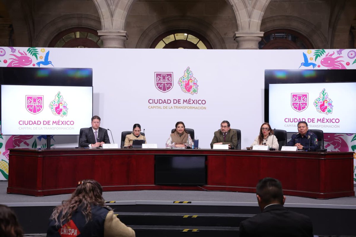 ClaraBrugadaM's tweet image. Junto a los titulares de la @SSC_CDMX, @FiscaliaCDMX  y @SeGobCDMX, informamos sobre los eventos ocurridos el sábado 15 de noviembre. Reafirmamos que en la Ciudad de México defendemos con firmeza la libertad de expresión.

Somos y seguiremos siendo una ciudad de derechos y…