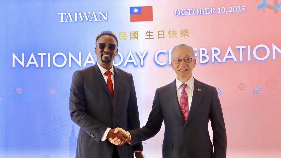 WDSomUnity's tweet image. Focus. SOMALIA has DENIED entry to 132 TAIWANESE diplomats under its new E-visa system, officials diplomats said. 

The REFUSAL deal a blow to the breakaway REGION of Somaliland authorities in Hargeisa, whose unofficial ties with TAIPEI remain a point of tension with Mogadishu.…