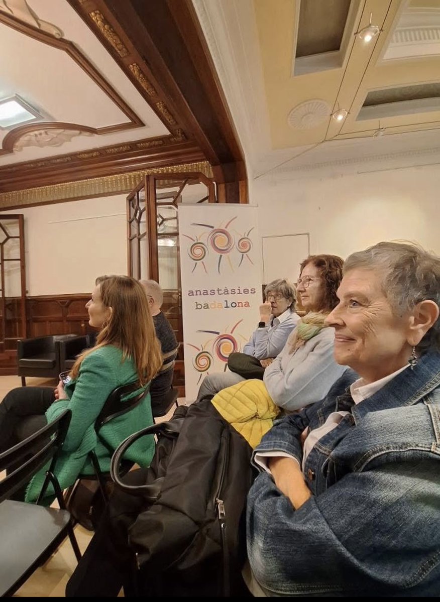 Xerrada a càrrec de l’Elisenda Puig i Geoffroy Lourdou <a href="/lourdouiribot/">Geoffroy Lourdou i Ribot</a>, president  <a href="/amicsbressola/">Amics de la Bressola</a>, una xarxa d'escoles immersives que tenen com a objectiu la recuperació de la llengua i la cultura catalana a la Catalunya del Nord.

Gràcies <a href="/anastasiesbdn/">anastasies.bdn</a> per l’organització💜