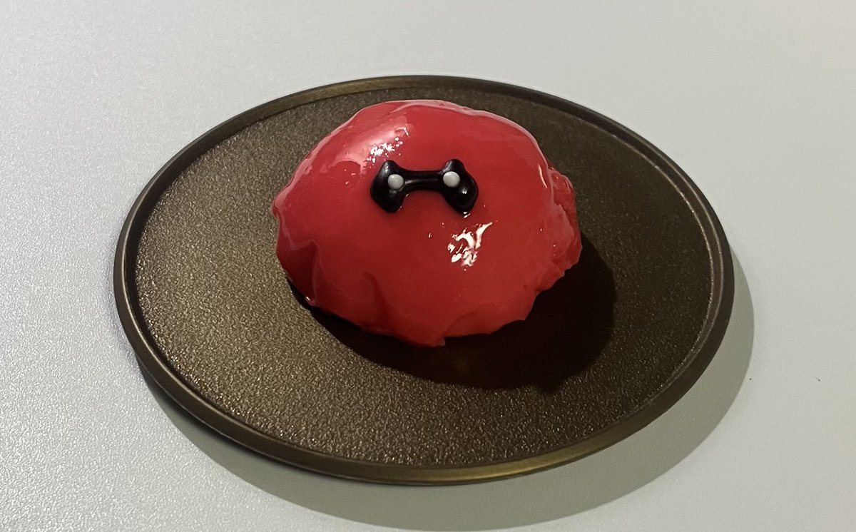 Ether19911121's tweet photo. ビトのミラーケーキ。

余りで作った赤いやつに適当にお目目つけました。

(なのでボトはいません…)
#リンクの冒険 #AdventureofLink https://t.co/W62dRBgs8Q
