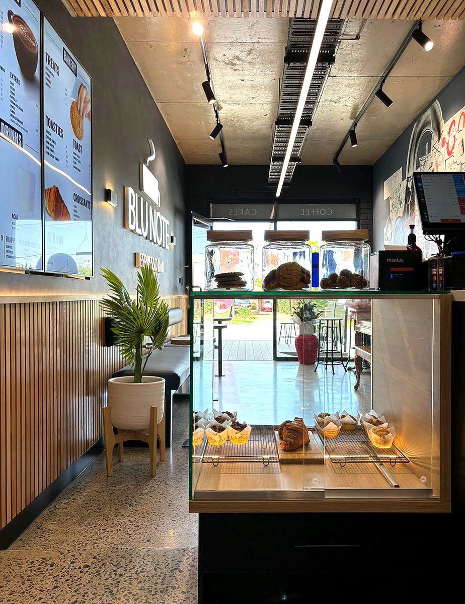 hraarchitecture's tweet image. Blu Note Espresso Bar, Revesby. 

#hra #hraarchitecture #hrarquitectura #architecture #design #interiorarchitecture #interiordesign #revesby #sydney #australia #australianarchitecture #australiandesign