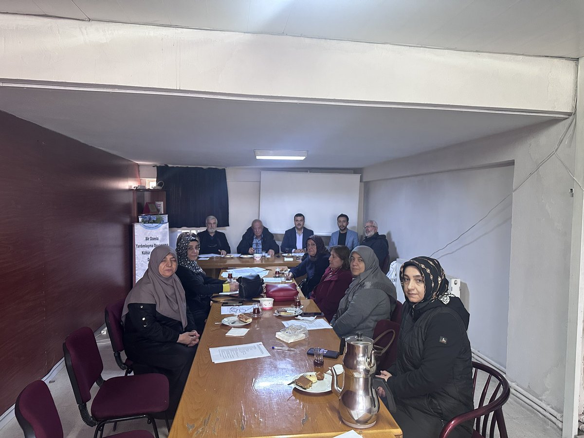 Eğitim kültür ve yardımlaşma faaliyetleri yürüten Bir Damla Yardımlaşma Derneği  genel kuruluna katıldım,  yönetim kurulu başkanlığına yeniden seçilen kıymetli kardeşim Yusuf Gür ve değerli ekibine hayırlı olsun dileklerimi iletiyorum, 
İyilik denizinde bir damla olmamız