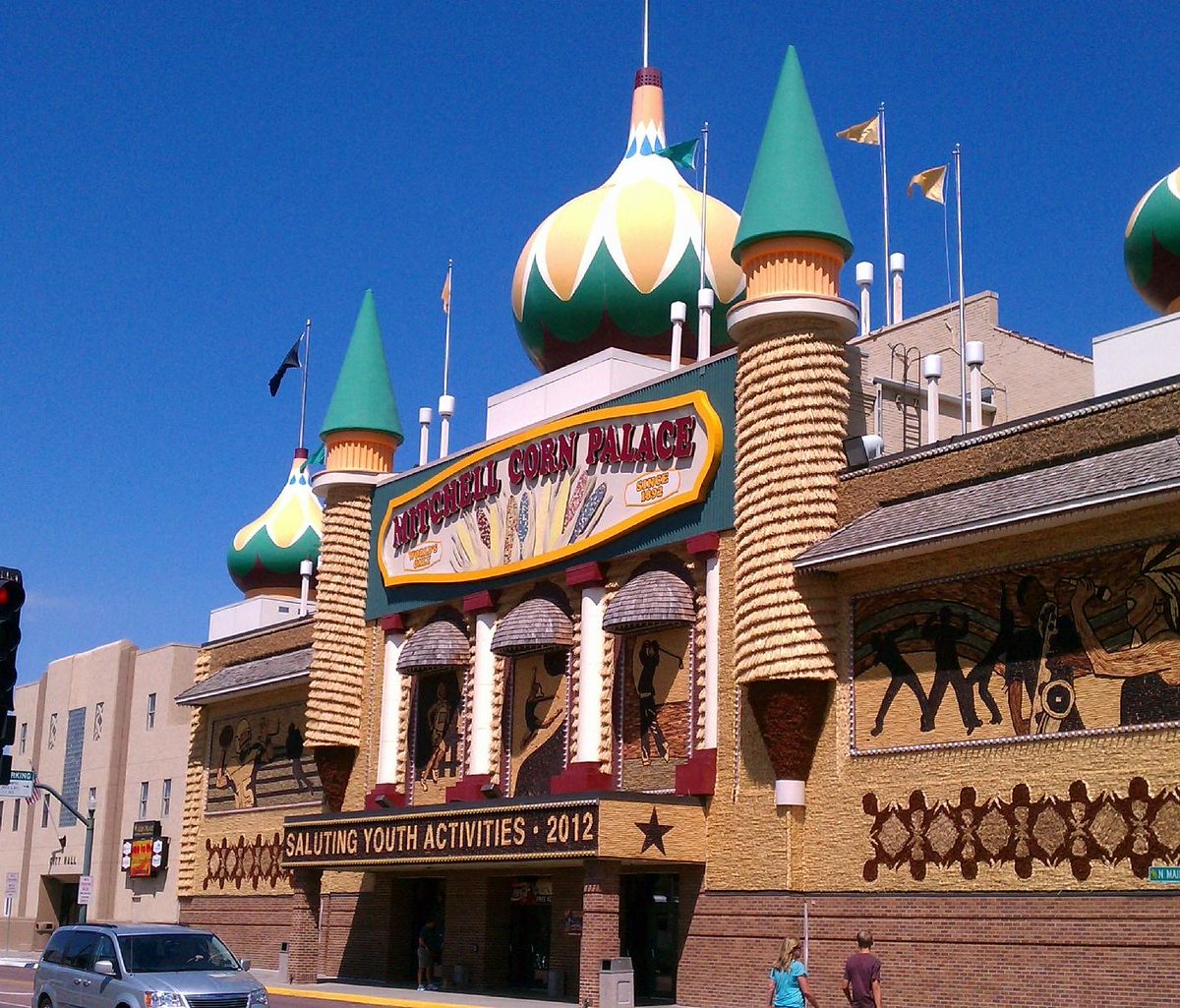 AllOverTheMapYT's tweet image. 🏷️ Town I’ve Been To
📍 Mitchell, South Dakota 🇺🇲
Population: 15,621

• Home of the world-famous Corn Palace 🌽
• Elevation: 1,299 ft
• Gateway stop on I-90 road trips
• Home to Dakota Wesleyan University
