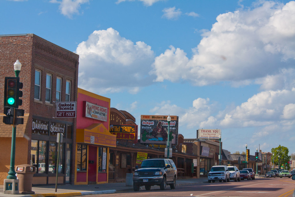 AllOverTheMapYT's tweet image. 🏷️ Town I’ve Been To
📍 Mitchell, South Dakota 🇺🇲
Population: 15,621

• Home of the world-famous Corn Palace 🌽
• Elevation: 1,299 ft
• Gateway stop on I-90 road trips
• Home to Dakota Wesleyan University