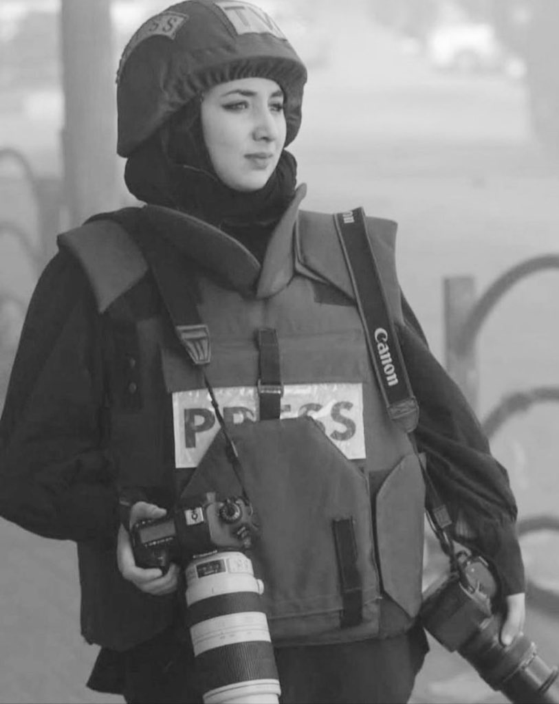 İşgalci İsrail hapishanelerindeki korkunç işkenceler!

Cezaevindeki Filistinli gazeteci Farah Abu Ayyash'ın yürek burkan bir anlatımı ortaya çıktı: 

Yakın zamanda Damon Hapishanesi'nde kendisini ziyaret eden avukatı Hassan Abadi, anlattıklarının sadece hukuki bir tanıklık değil,