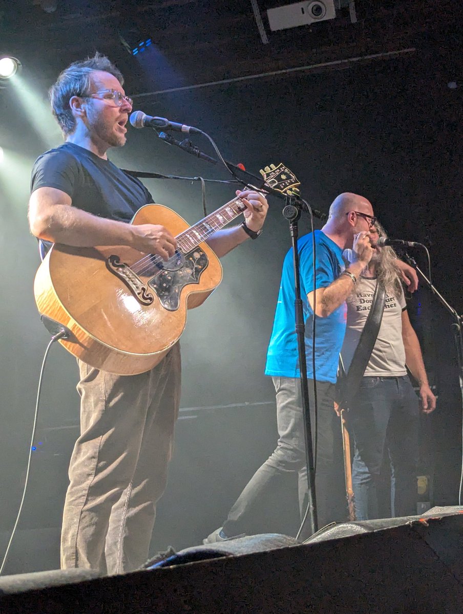 lyrictattoo's tweet photo. My favourite band, at The Fleece, Bristol, last night โบ๏ธ
@FleeceBristol @turinbrakes
#bestband #musicsaves https://t.co/dSZyuTVGpq