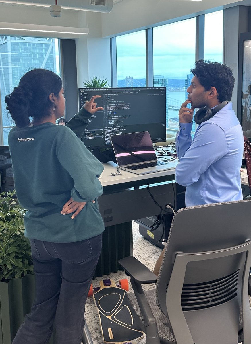 liquidai's tweet image. What a weekend! We just wrapped an incredible two-day hackathon where 20 teams joined us in our SF office to build real-world applications using Liquid Foundation Models running on @AMD NUCs.

The range of ideas and level of innovation were inspiring — creative builds, sharp…