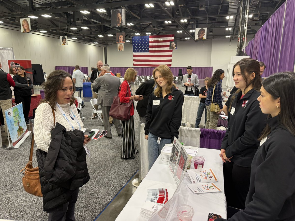 Lauren Richardson tweet media