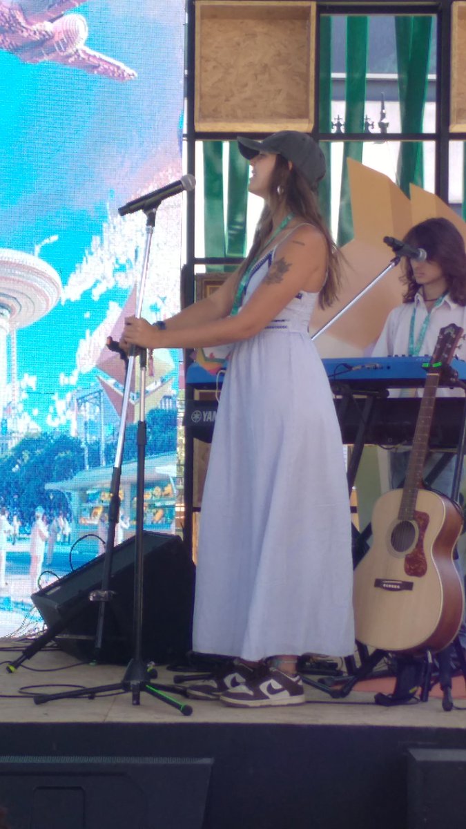 mazda_BTC's tweet image. the most beautiful hippona in @EFDevcon #devcon #DevCommunity