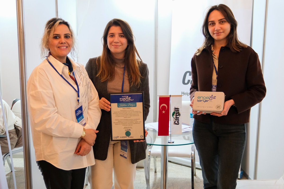 EKG2025 kapsamında, kapsayıcı istihdamı destekleyen kurumlara Katılım Belgeleri ile teşekkür ettik.

💼 Bu belgeler, sadece bir katılımı değil; erişilebilirlik, fırsat eşitliği ve çeşitliliğe verilen değeri simgeliyor.